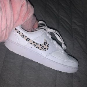 nike leopard court visions